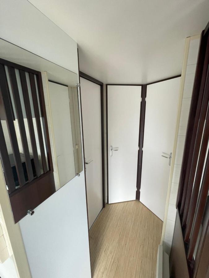 Camping Oliana 外观 照片